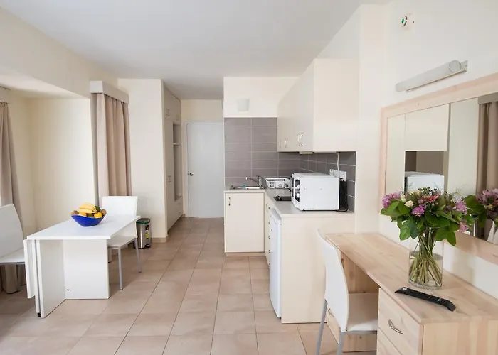 Eligonia Aparthotel 4*