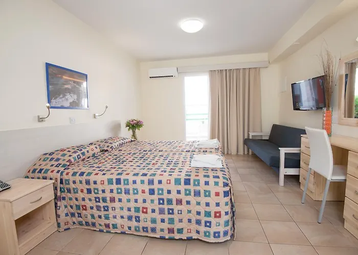 Eligonia Aparthotel 4*