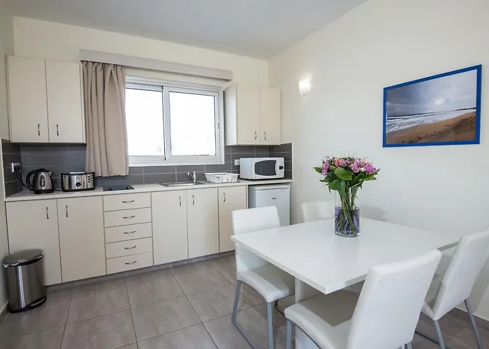 Eligonia Aparthotel Ayia Napa