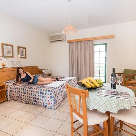 Eligonia Aparthotel
