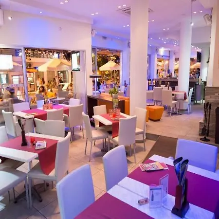 Lägenhetshotell Eligonia 4*