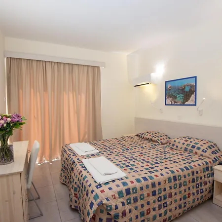 Eligonia Lägenhetshotell Ayia Napa