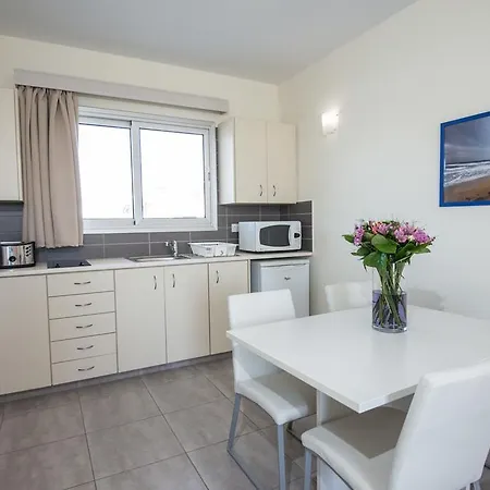 Eligonia Aparthotel Ayia Napa