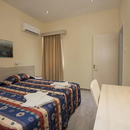 Eligonia Lägenhetshotell Ayia Napa