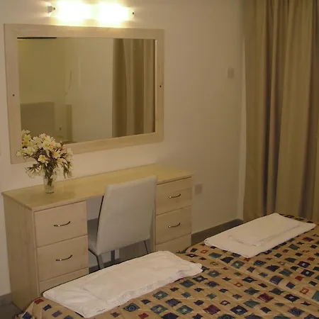 Eligonia Lägenhetshotell Ayia Napa